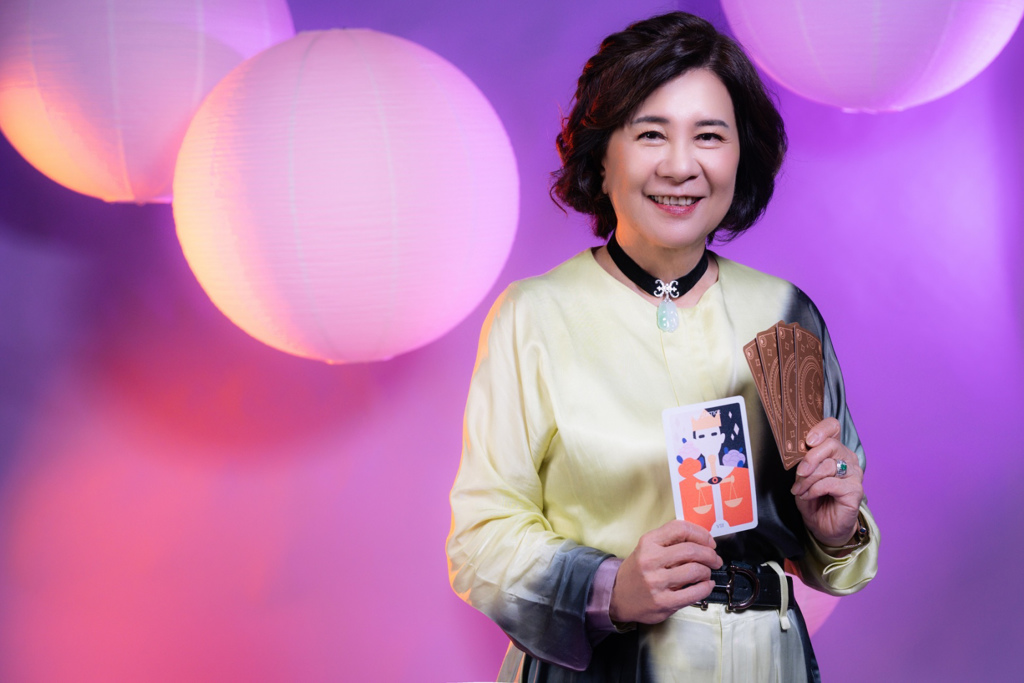 趨勢教育基金會執行長陳怡蓁，2012年開創「趨勢文學劇場」，至今已推出12部作品。(趨勢教育基金會提供)