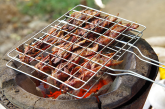 市場驚見肥滋滋「老鼠臘肉」1斤700 在地人：炒蒜苗超讚