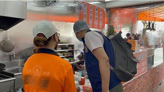 知名排骨飯滷肉內卡5硬幣  他嚇壞卻遭店家冷處理