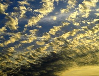 緬甸、東加接連強震 台人拍到「地震雲」氣象署給解答