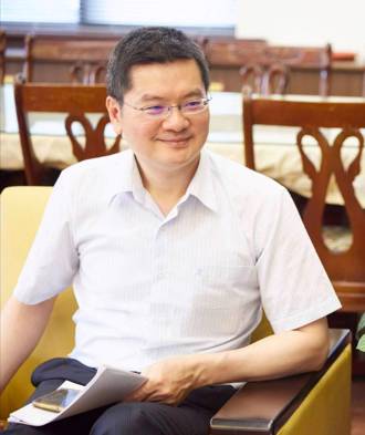 被告跑了法官爆作假  台大教授開酸：手法太詭異了吧！