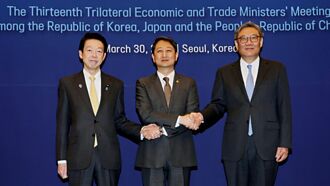 抗關稅 中日韓自貿協定加速談