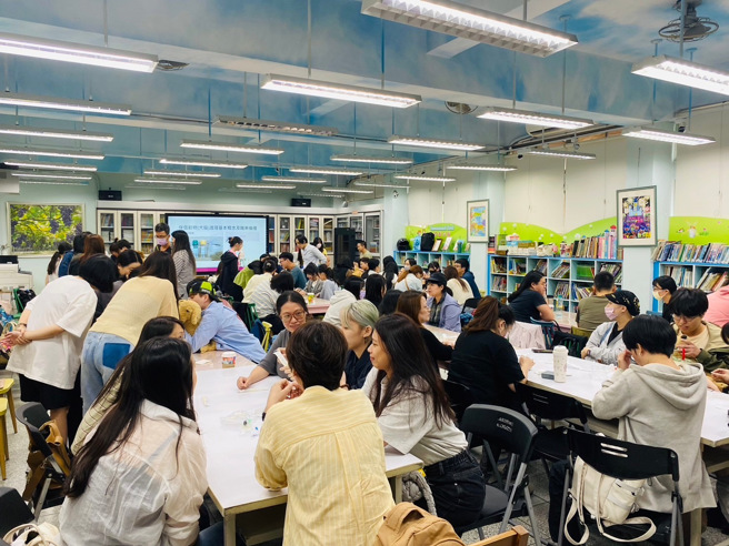 首届学员超过百人取得兽医医事助理证照。(仁德医专提供)