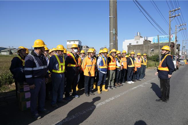 桃园沿海地区因空污及设备老旧等问题，导致跳电次数频繁，立委涂权吉争取台电于今年7月底前全数修復。（台电提供）