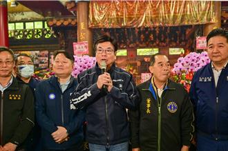 劉和然參拜土城大墓公　民眾起哄喊「副市長加油」