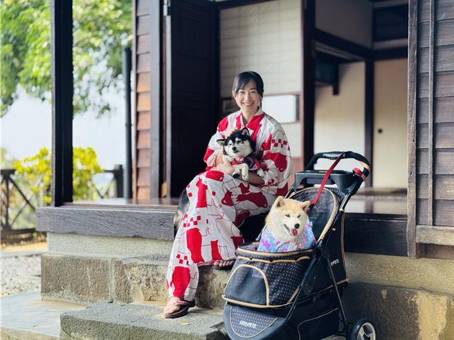 新北市淡水古蹟博物馆扩大宠物友善政策，全年开放宠物入馆。（淡水古蹟博物馆提供）