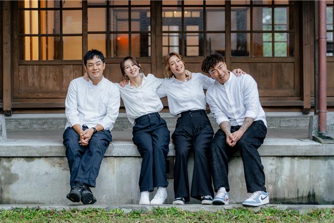 白安參加《嗨！營業中》，與姚元浩、莎莎、郭泓志合體開餐廳（好看娛樂提供）