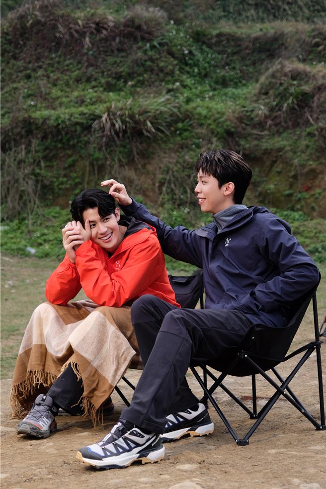 李玉玺（左）和李晋玮是多年好友。（小山泉音乐提供）
