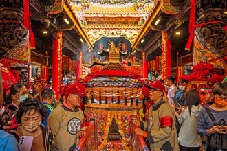 全台瘋追不輸追韓星 大甲媽遶境9天行程、禁忌與現場直播攻略看這裡