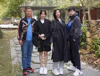 余皓然曬全家福照！「超仙女兒」韓菲入鏡太吸睛網暈爛