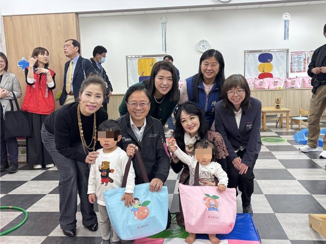 全國首創「桃園市婦幼衛生所」將於7日正式營運，初期以早期療育為主，提供兒童發展評估、復健療育等。（姜霏攝）