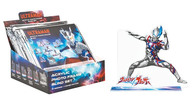 野獸國推出多種兒童節優惠活動，4月6日前消費任一超人力霸王商品並滿999元，即贈隨機超人力霸王系列壓克力相框乙個。（野獸國提供）