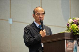 美課台32％關稅  台經院長：台股恐慌性殺盤未來一定後悔