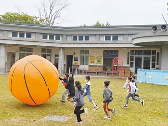 屏東 大成國小兒童自主日 師生角色翻轉