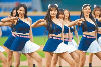 中职》李珠珢应援首秀 富邦痛宰兄弟