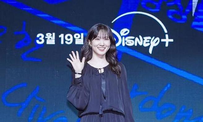 朴恩斌主演的《狂醫魔徒》上線後成績不俗，能否挽救陷入困境的Disney+成為焦點。（圖／取自朴恩斌IG）