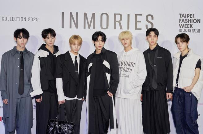 男团SEVENTOEIGHT日前参与时尚活动。（天空娱乐提供）