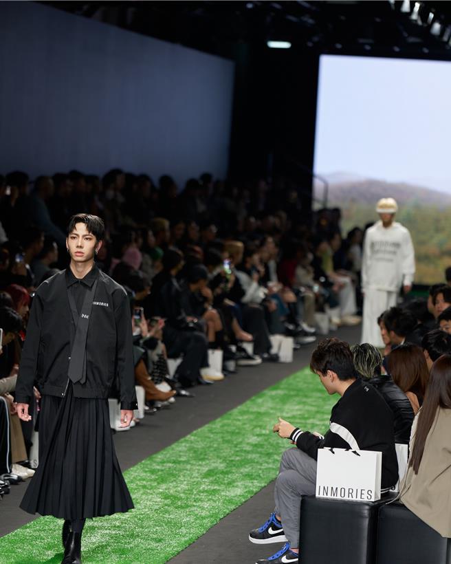 男团SEVENTOEIGHT日前参与时尚活动。（天空娱乐提供）