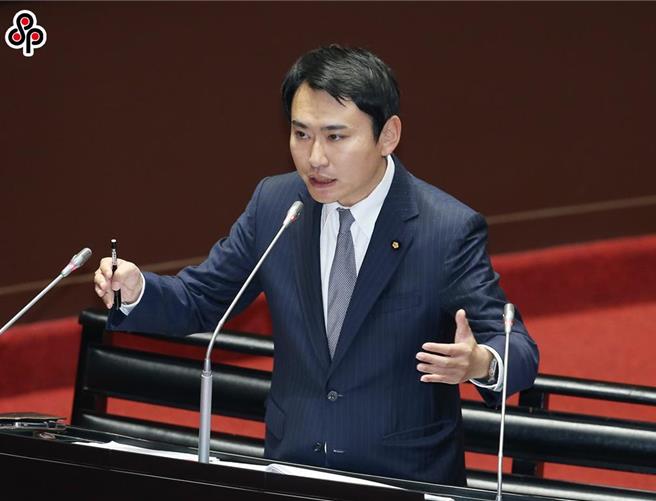 民进党立法委员陈冠廷今（3）日表示，美国对等关税仍有谈判空间，将强力督促行政院整合资源，提升台湾的谈判能量，并制定有效的谈判策略。(本报资料照片)