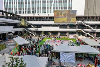 多元軍事體驗 親子童樂氣氛熱絡