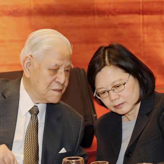 時機特殊    蔡英文突發聲「團結守護台灣」