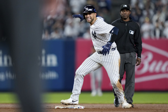 MLB》洋基最強「Uber司機」敲首安！將紀錄球獻給父親