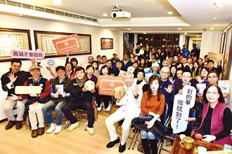 紀念母親冥誕 眭澔平將登頂聖母峰