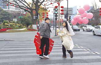 整顿陋习婚礼 陆领证跨省通办