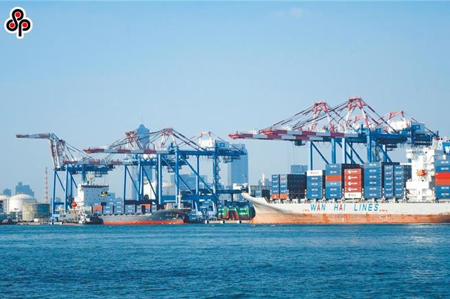 美国总统川普于美东时间2日提出台湾「对等关税」税率为32％，造成台湾产业界的大震憾。(本报资料照片)