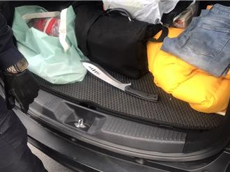 西門町醉男懷疑被瞪怒嗆「看Ｘ小」　抄開山刀砍韓籍留學生