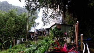 北市信義區鐵皮屋火警！ 警消火速馳援撲滅