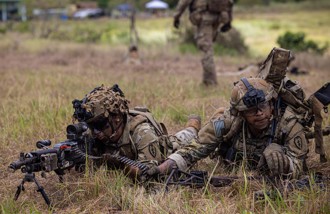 川普政府拟大砍9万兵力 国防预算缩水 官员忧人才流失