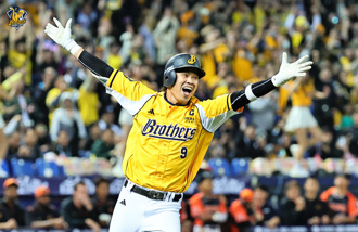 能来聊体育》王威晨完成千安哽咽了！但王光辉应会在天上笑开