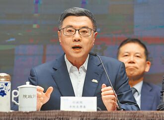 新聞分析》美砂石車輾壓 我拿拼裝車對撞