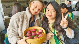 金山學子迎外籍學伴 相見歡