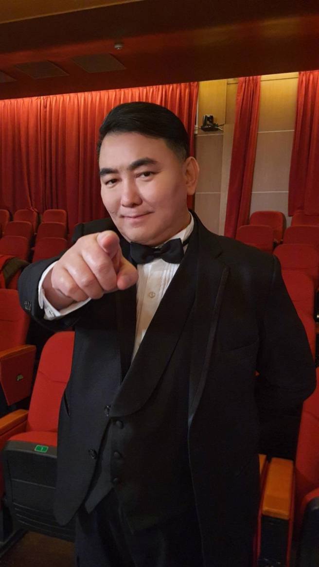 徐亨坦言因为生病才发胖。（徐亨脸书）