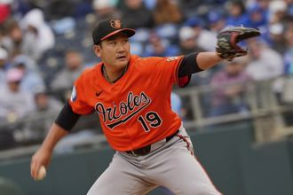 MLB》菅野智之旅美首胜 变幻6种球路压制皇家打者