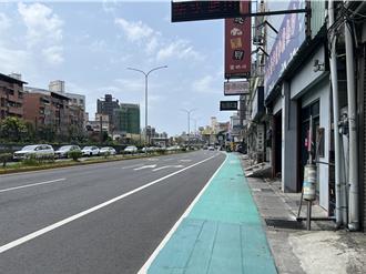 竹市中華路人行道面臨塗銷危機 民眾抗議暫緩
