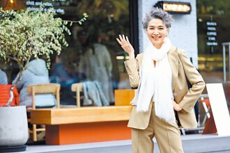 賴佩霞又幹大事 年底將開個唱