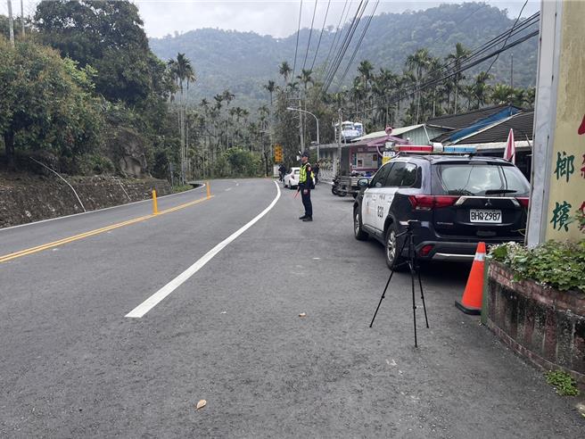 中埔分局加强台3线重点路段测速违规举发。(中埔分局提供／吕妍庭嘉义传真)