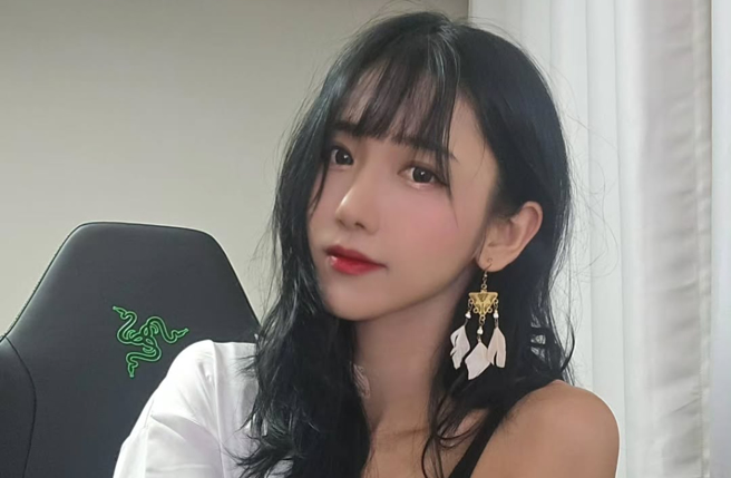 企鵝妹自爆被禁止入境台灣，必須等到2028年才能再次來台。（圖／企鵝妹IG）