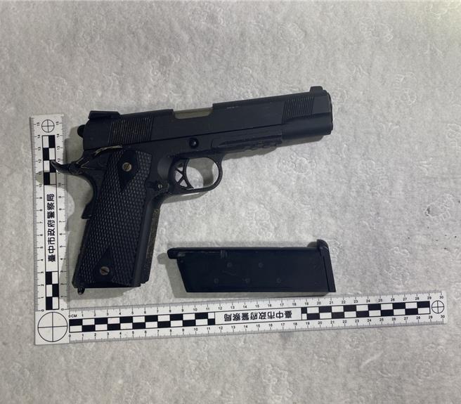 张男使用的空气枪鑑定后无杀伤力。（民眾提供／宝智华台中传真）