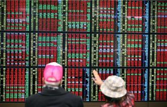 若股市非理性下跌 證交所董座：進一步實施穩定措施