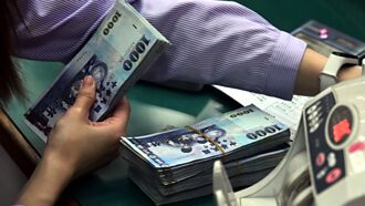 《川普關稅》台幣3招抗貶 央行全力穩盤