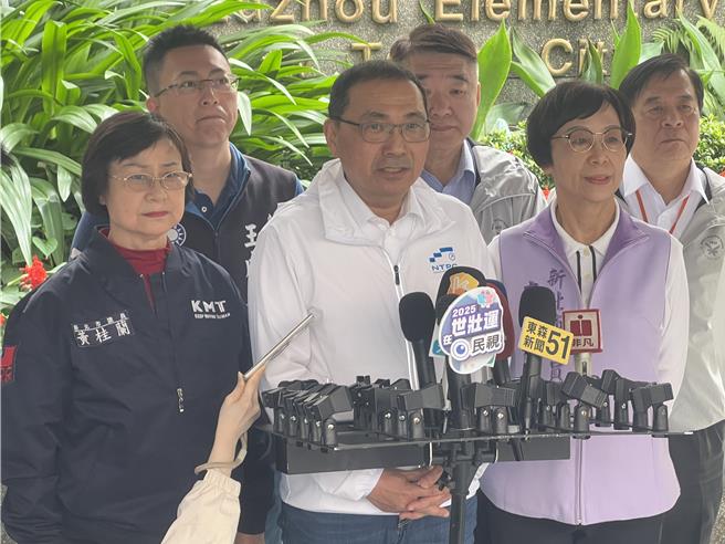 对于美国总统川普祭出的关税政策，新北市长侯友宜认为政府「防颱准备」没做好。（吕健豪摄）