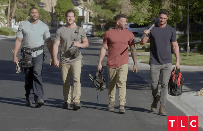 在《猛男翻修大隊》中，4 位澳洲雷霆猛男秀的成員斜槓從事住宅翻修。（TLC 旅遊生活頻道提供）