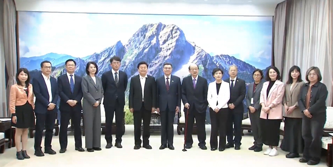  卓揆邀国会朝野党团共商。（取自直播）