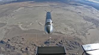 美AC-130J試射「黑箭」巡弋飛彈 提升任務彈性