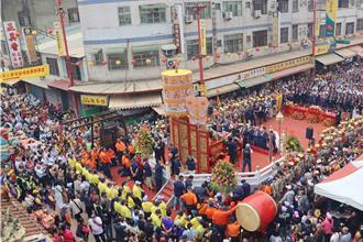 大甲媽祝壽大典湧數萬信眾 萬人空巷畫面曝