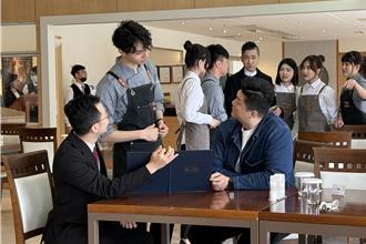 弘光科大推米其林大師課程 新聘二星餐廳首席侍酒師任教